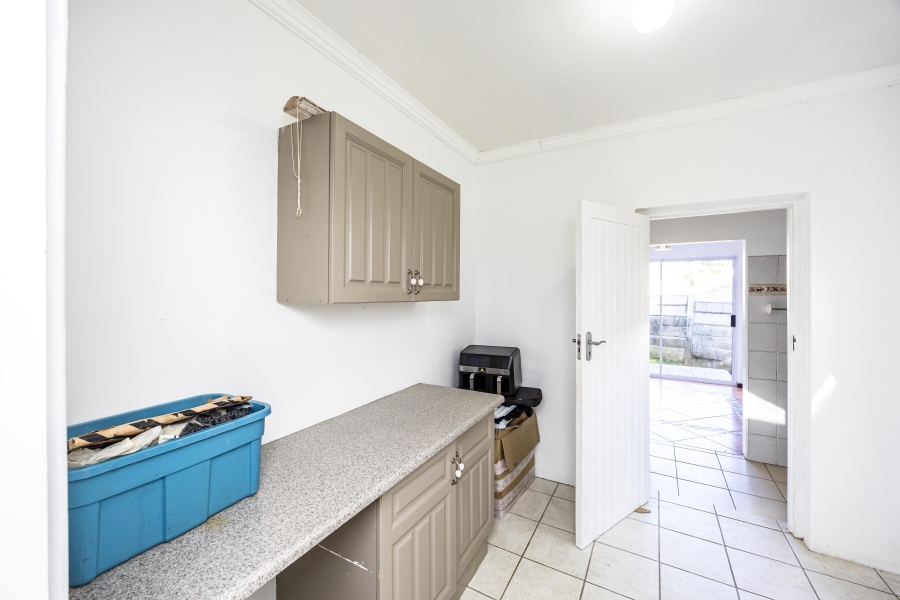 4 Bedroom Property for Sale in Beacon Bay Eastern Cape